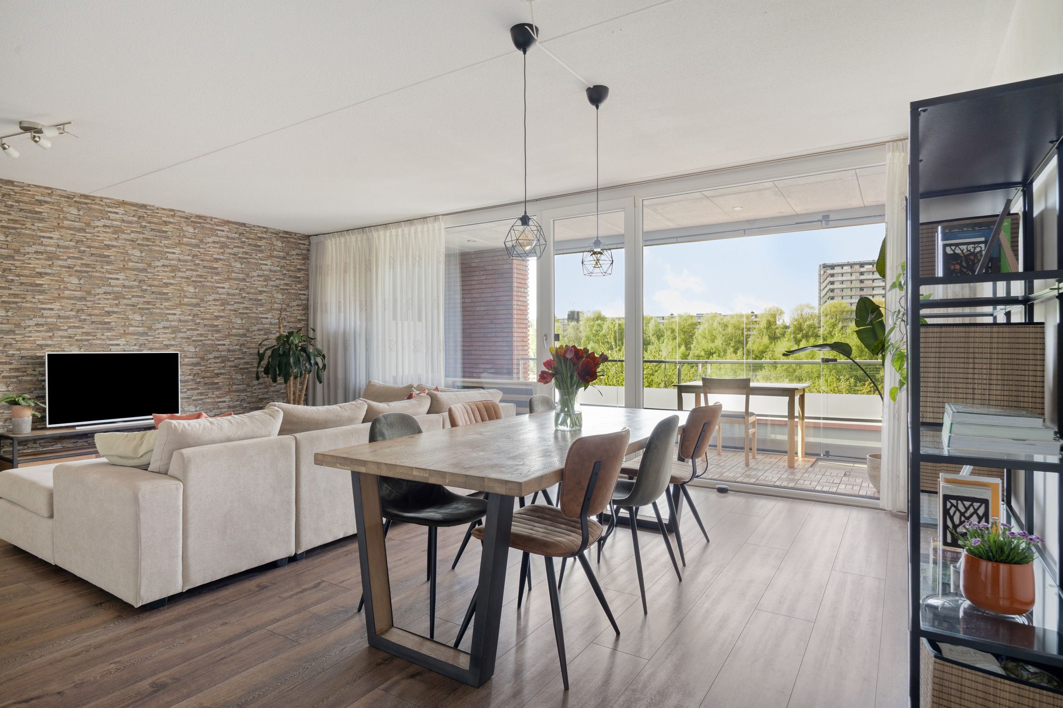 Foto 6 van Alleenhouderstraat 115-45