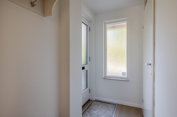 Foto 2 van Kleine Tom 13