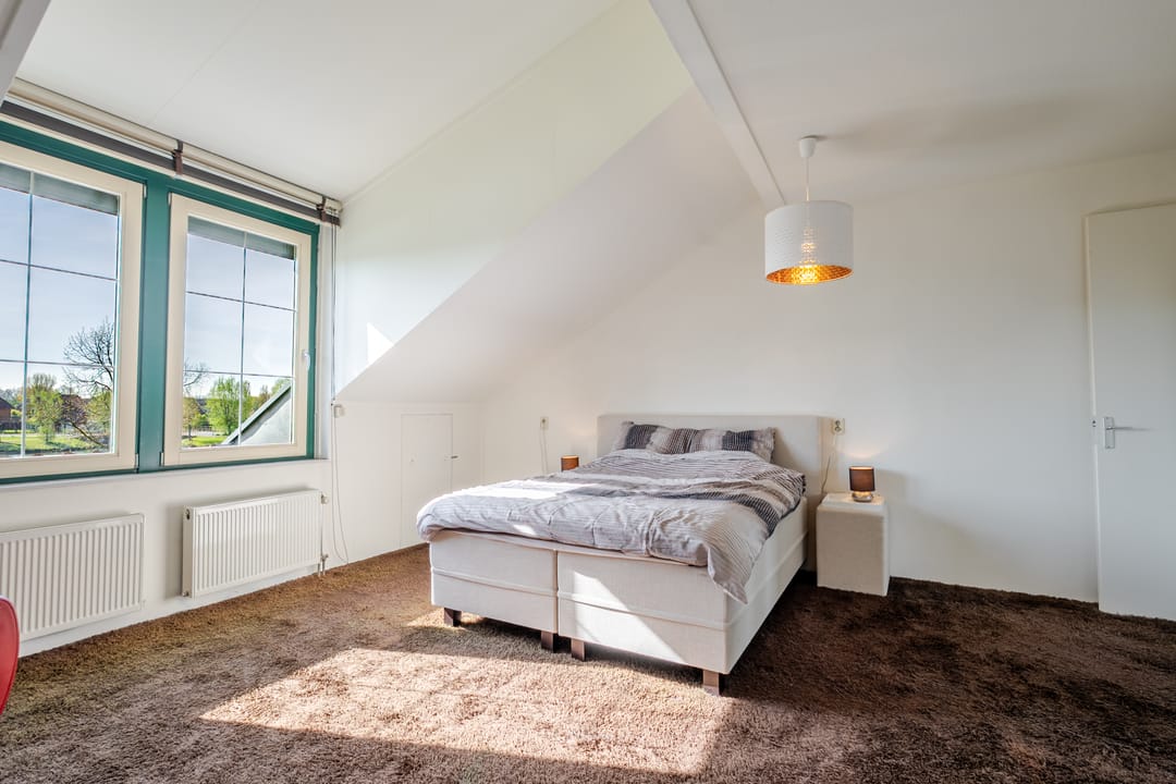 Photo 13 of Slottuin 104