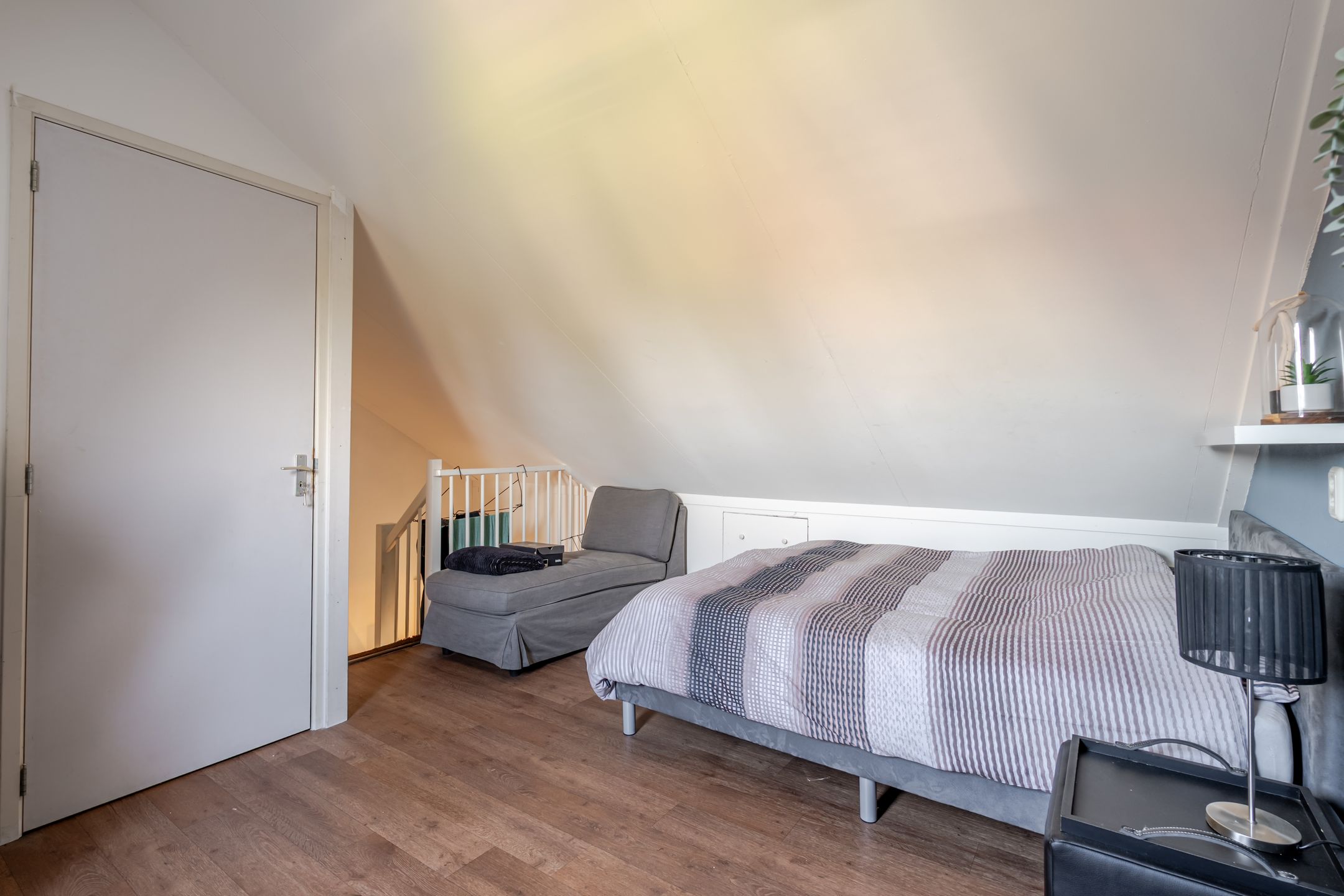 Photo 24 of Slottuin 104