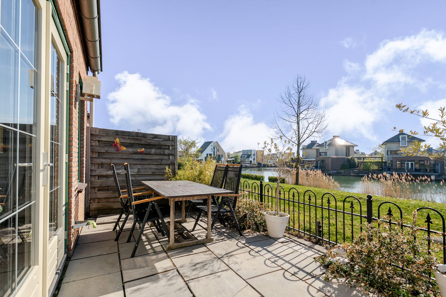 Photo 25 of Slottuin 104