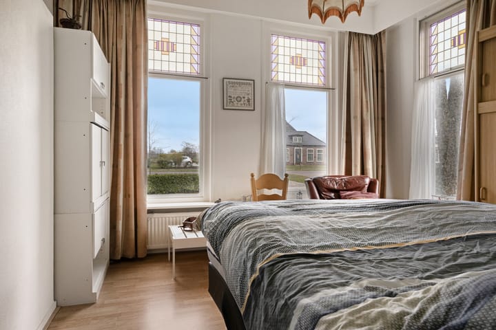 Vrijstaande woning te koop: Rijksstraatweg 38, Hurdegaryp