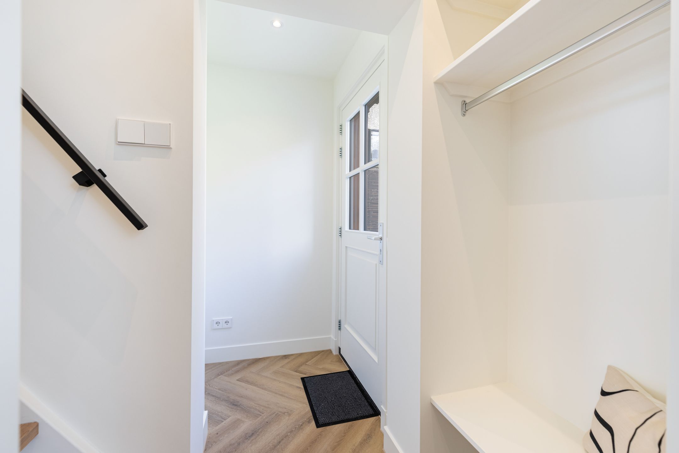 Foto 21 van Nieuw-Loosdrechtsedijk 18