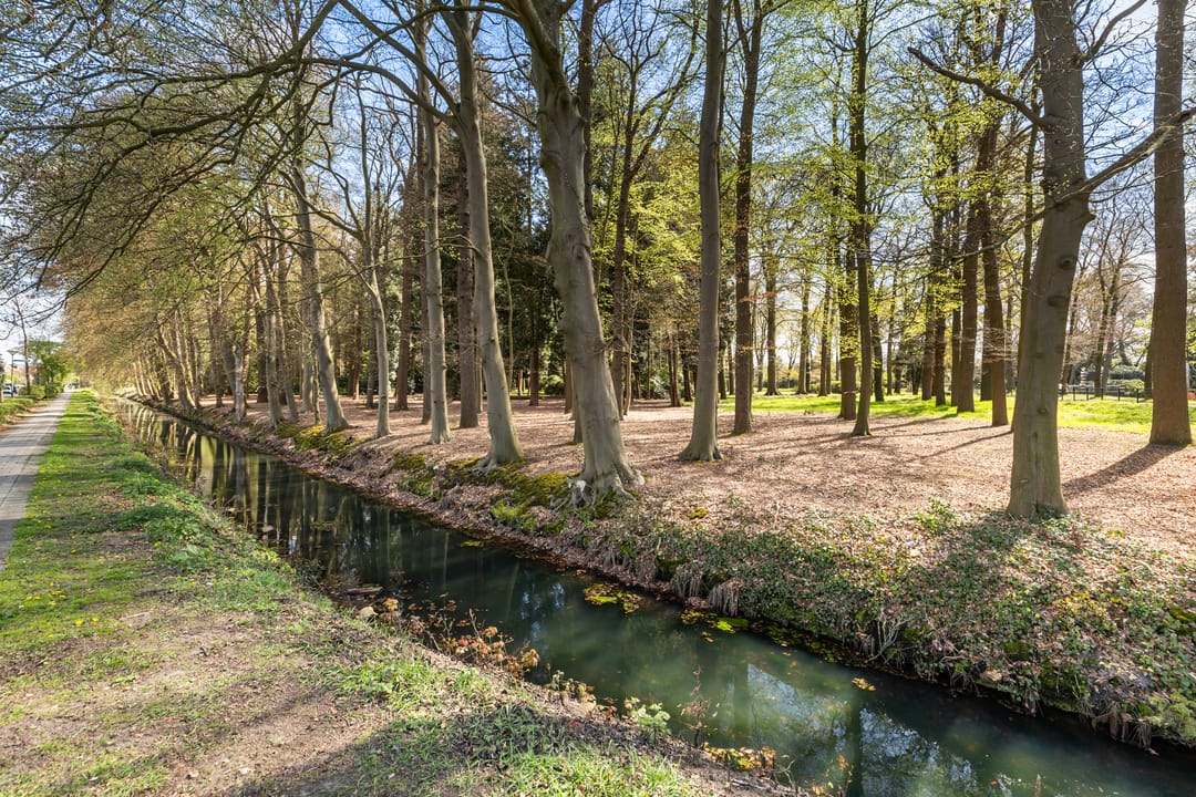 Foto 41 van Nieuw-Loosdrechtsedijk 18