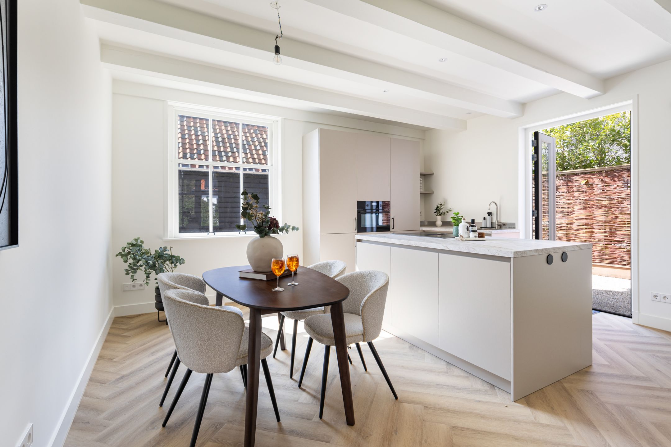 Foto 6 van Nieuw-Loosdrechtsedijk 18