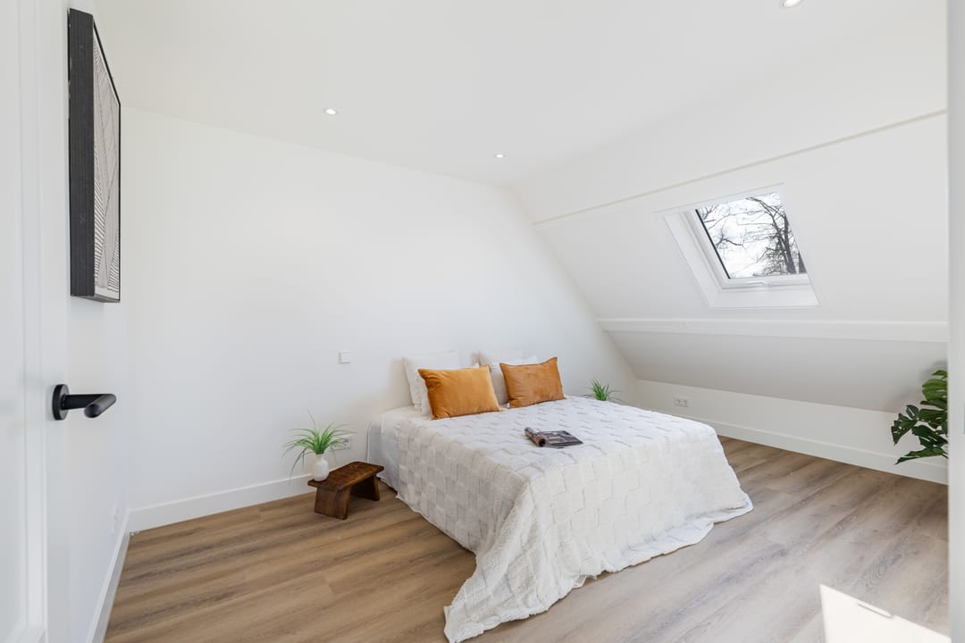 Foto 23 van Nieuw-Loosdrechtsedijk 18