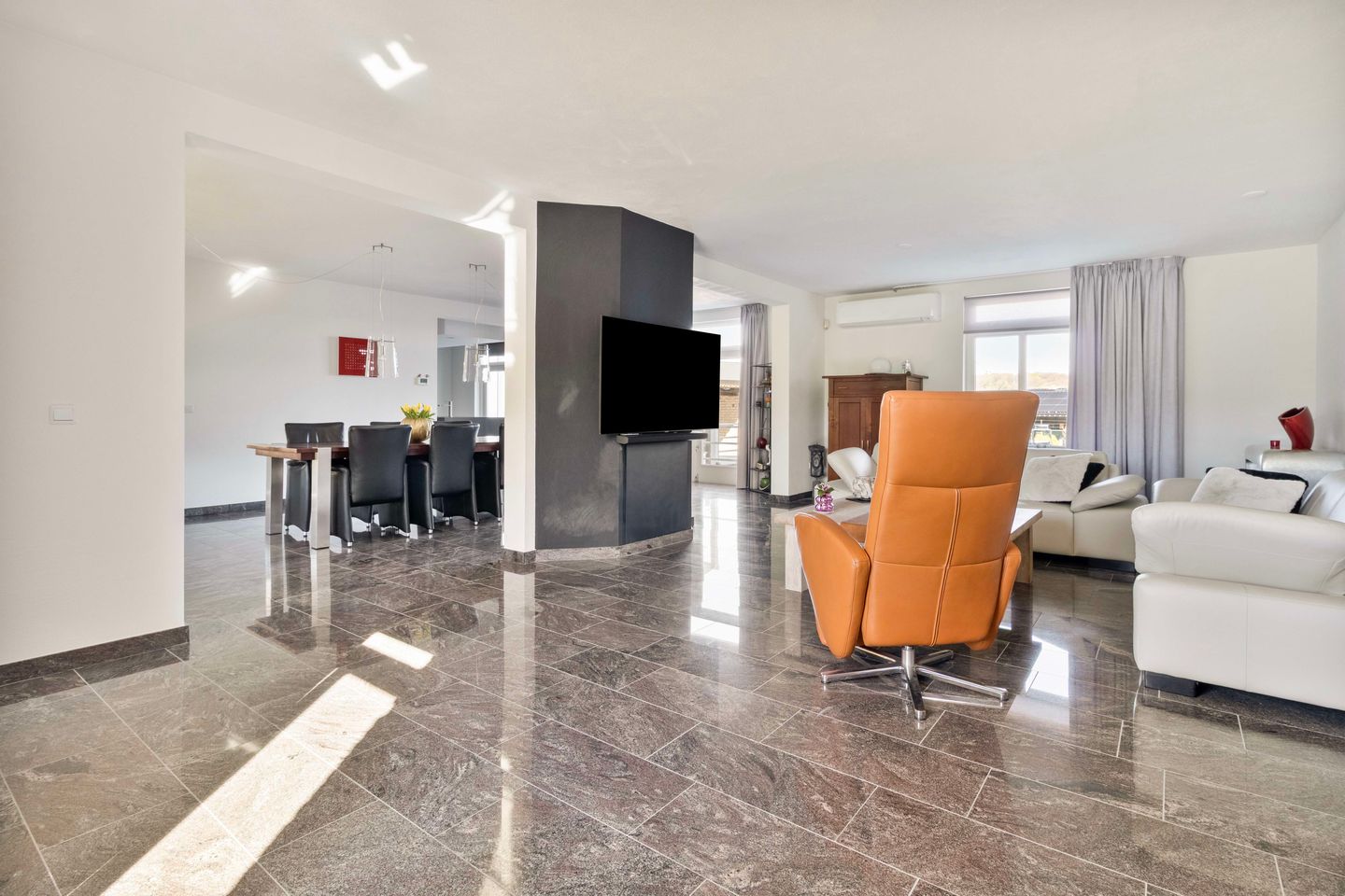 Photo 5 of Hegge 138