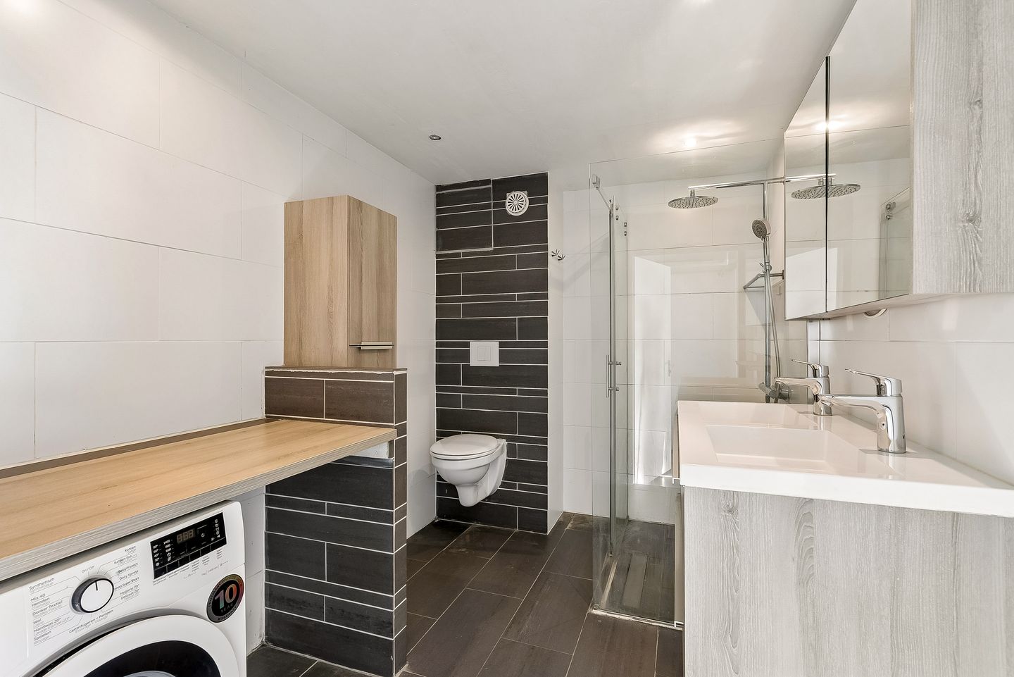 Foto 25 van Boedapeststraat 9