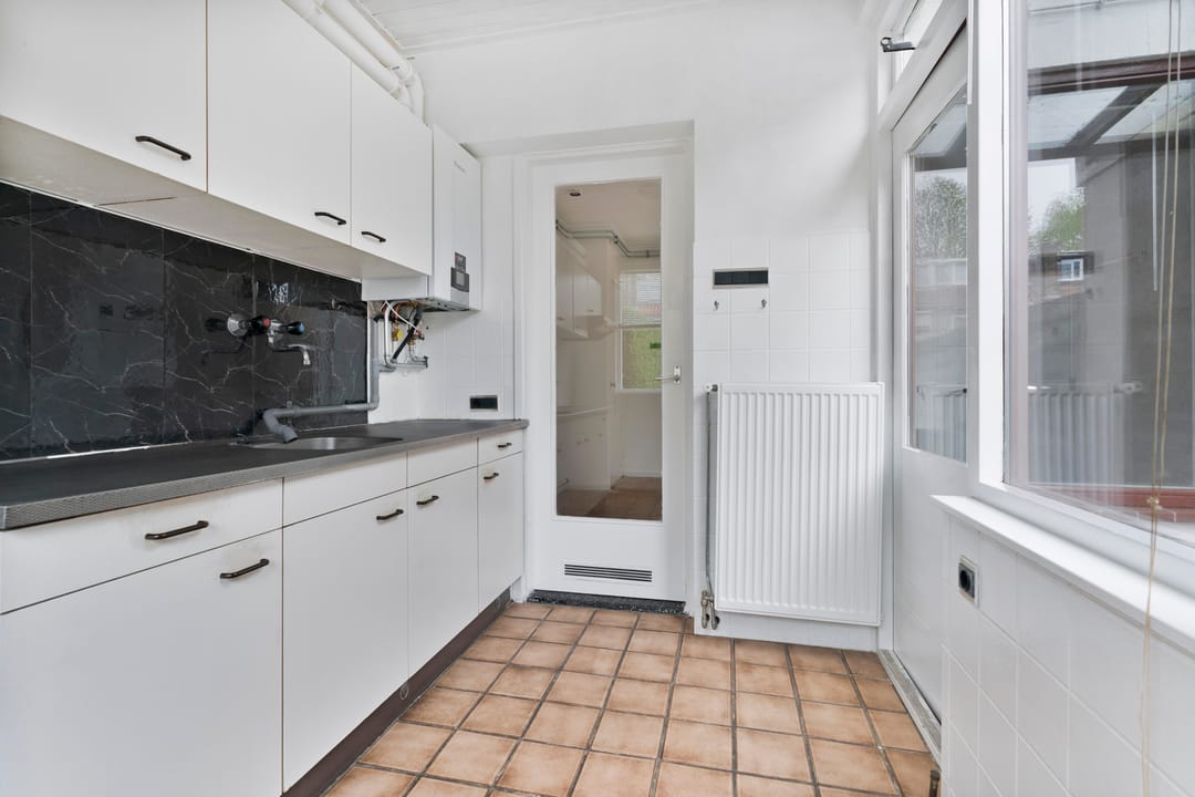 Photo 23 of Haagdoornstraat 28