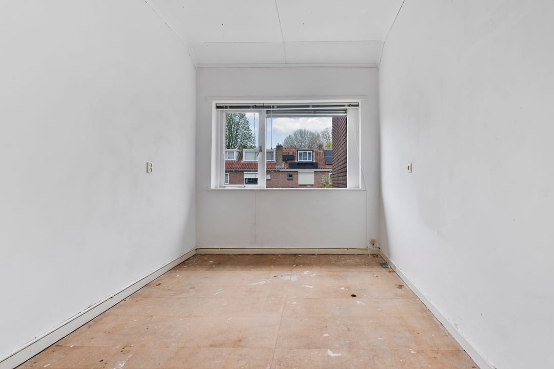 Photo 31 of Haagdoornstraat 28