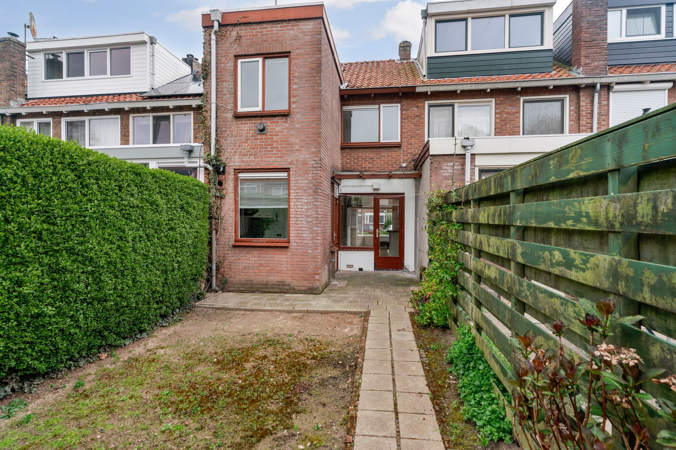 Photo 48 of Haagdoornstraat 28