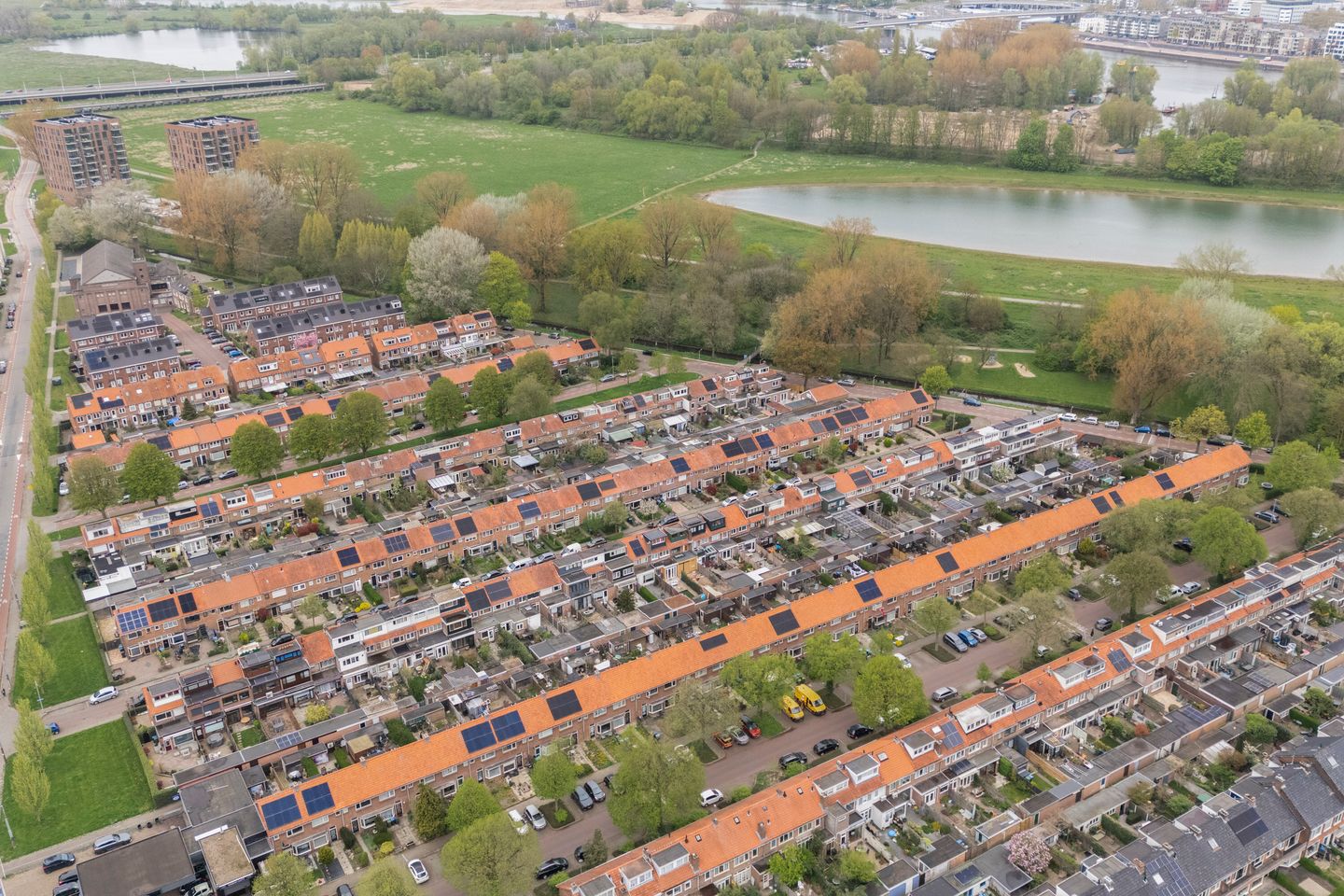 Photo 65 of Haagdoornstraat 28