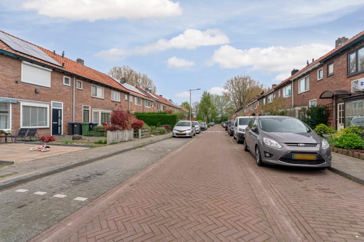Foto 5 van Haagdoornstraat 28