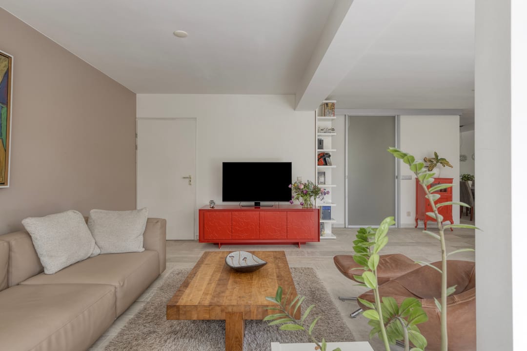 Photo 11 of Zwaluwstraat 14