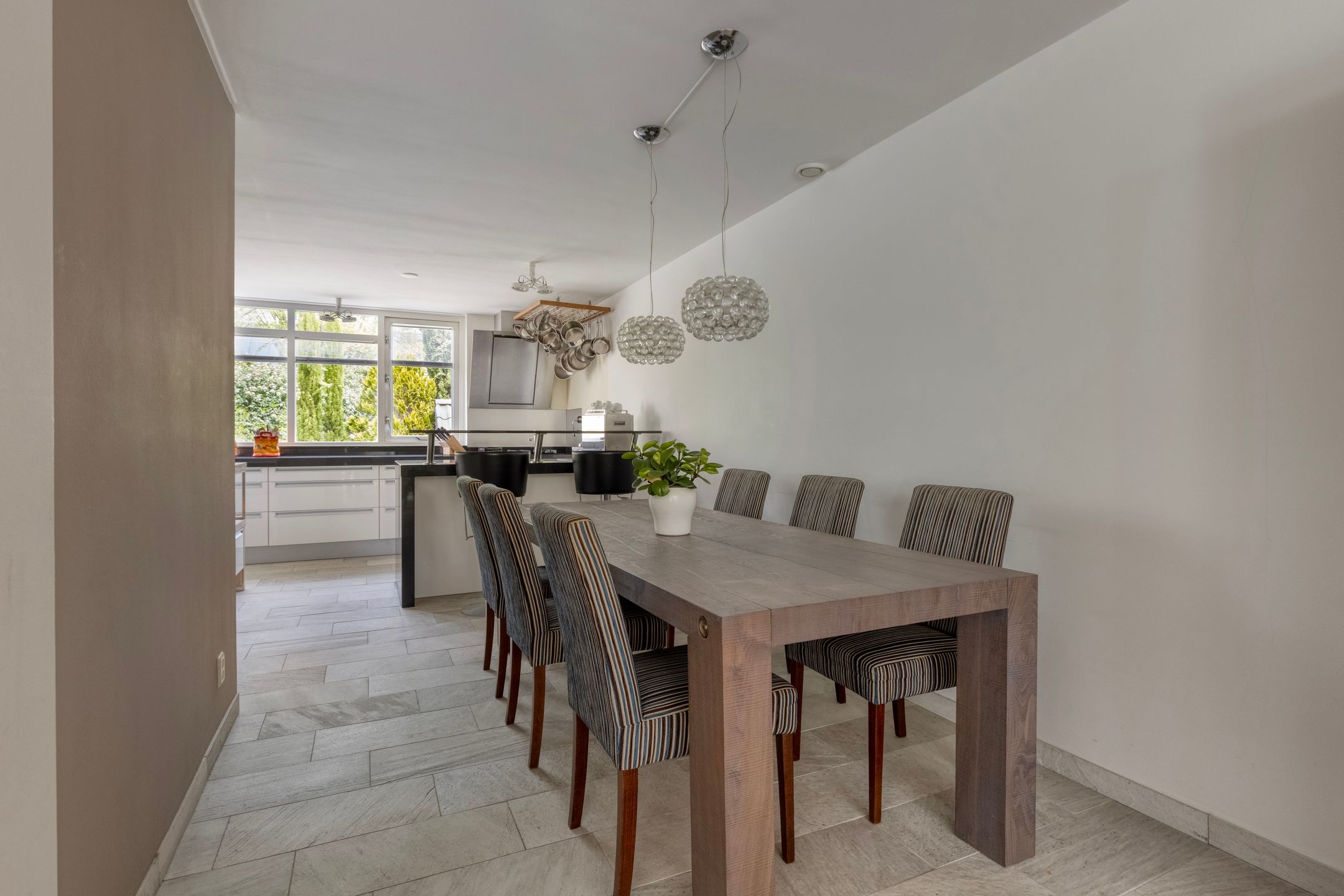 Photo 21 of Zwaluwstraat 14