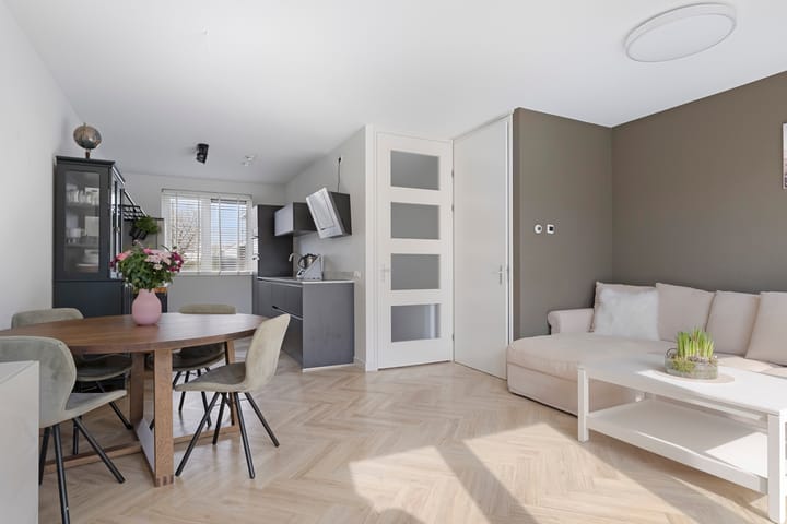 Photo 4 of Vijverlaan 52