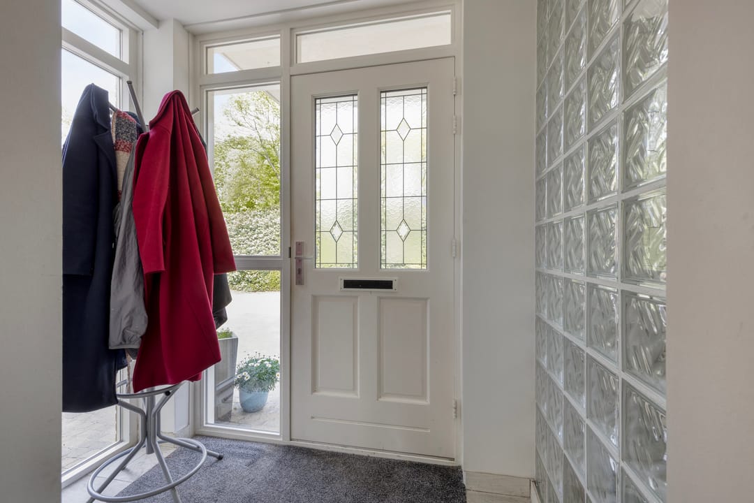 Photo 2 of Zwaluwstraat 14