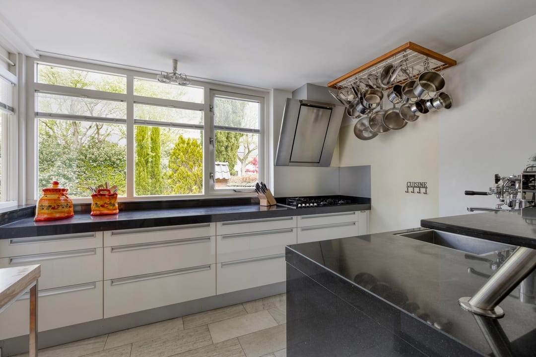 Photo 23 of Zwaluwstraat 14