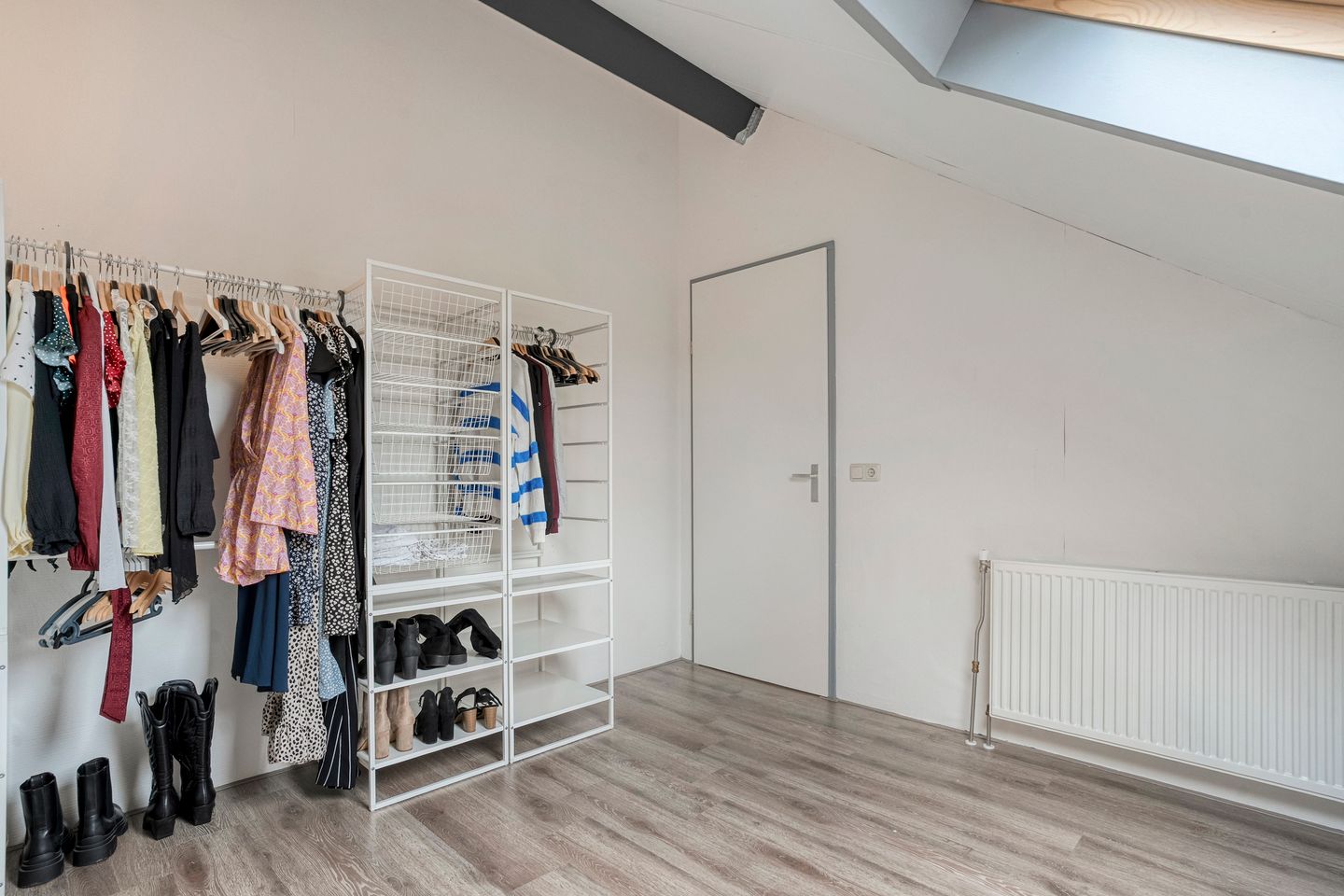 Photo 25 of Luzacware 17