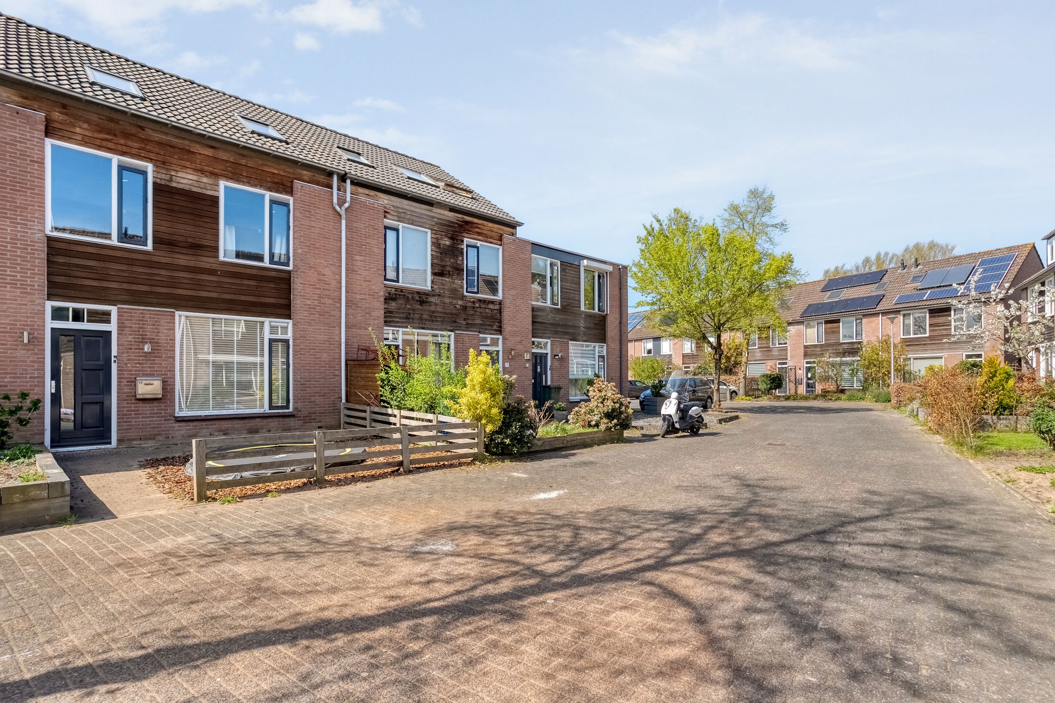 Photo 36 of Luzacware 17