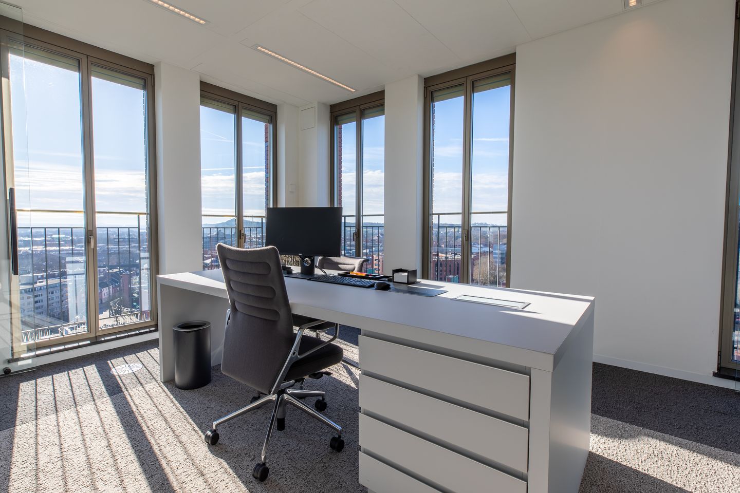 Bekijk foto 4 van Stationsplein 8-S