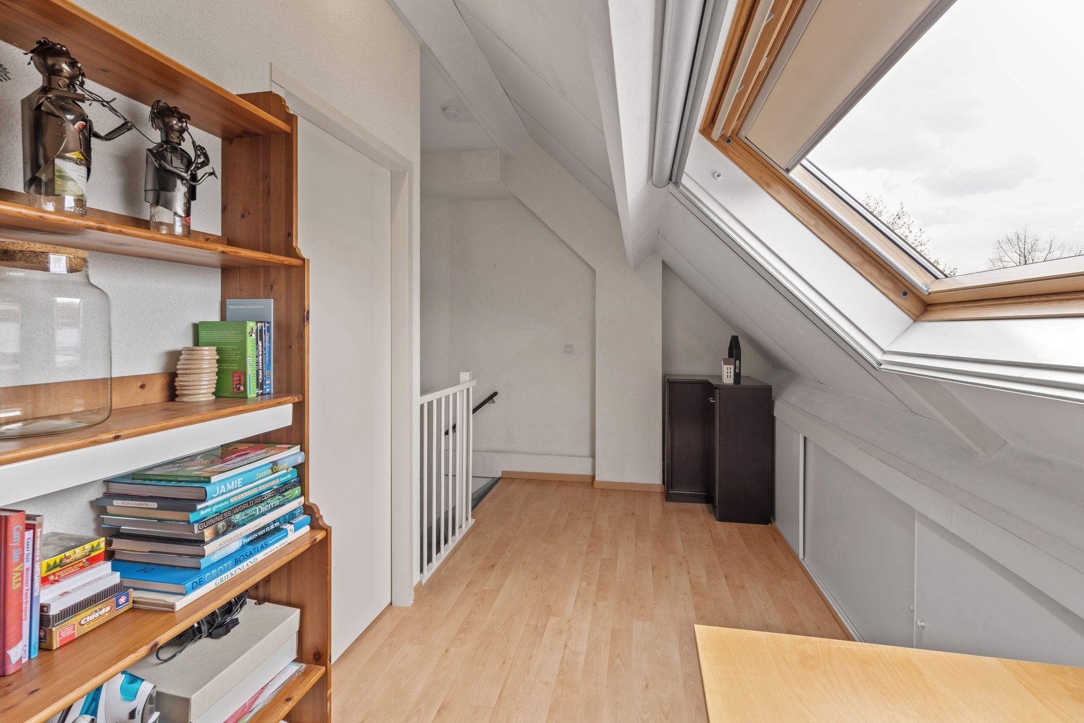 Photo 36 of Faunaberg 24