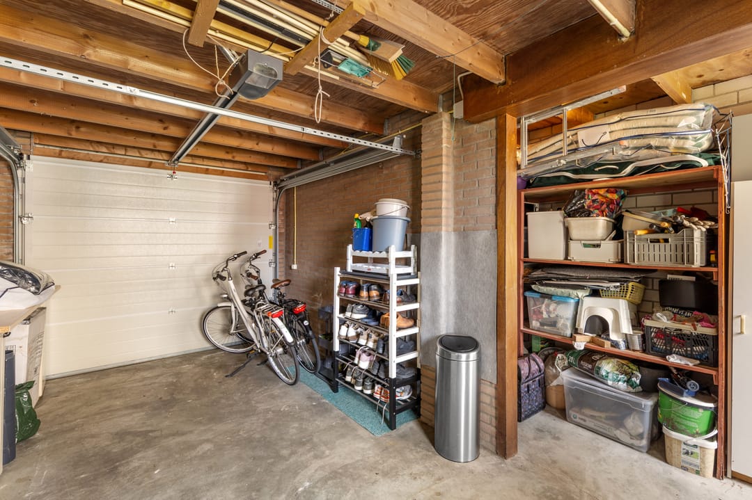 Photo 38 of Faunaberg 24