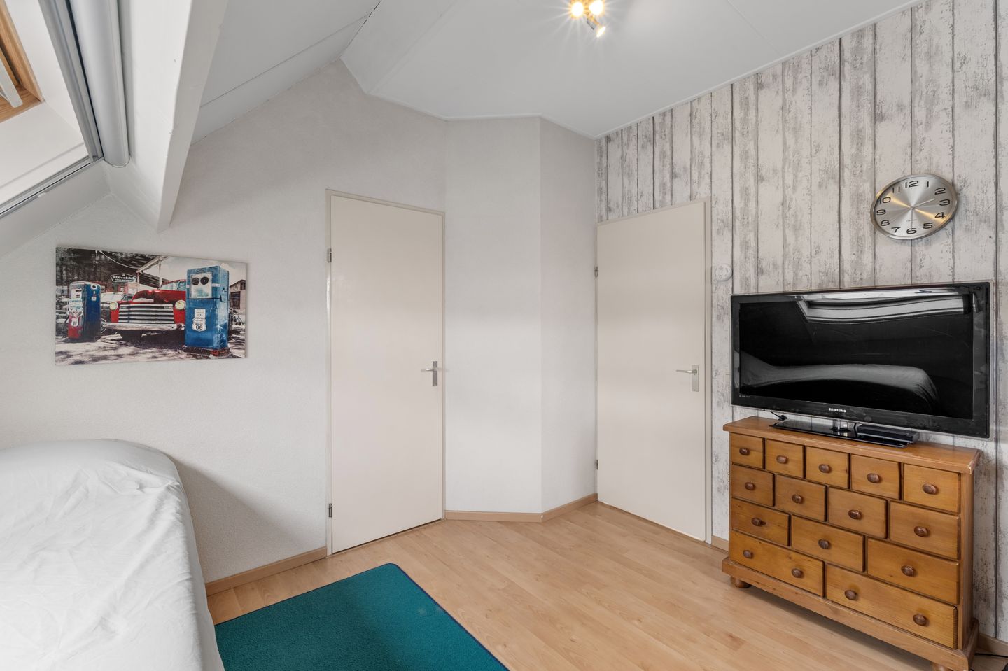 Photo 34 of Faunaberg 24