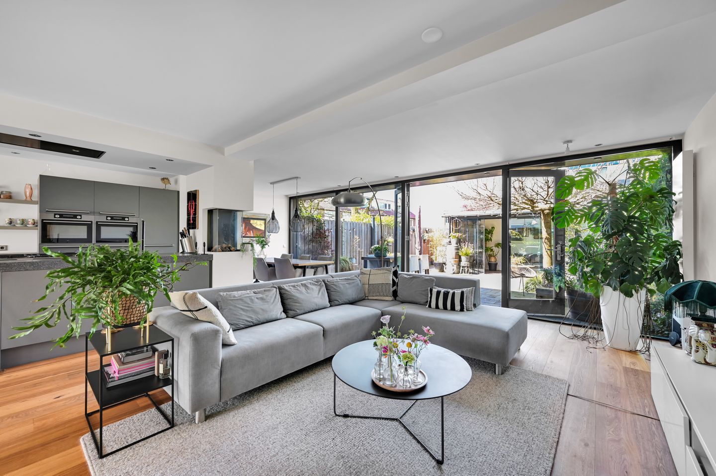 Foto 14 van Anna van Saksenstraat 1