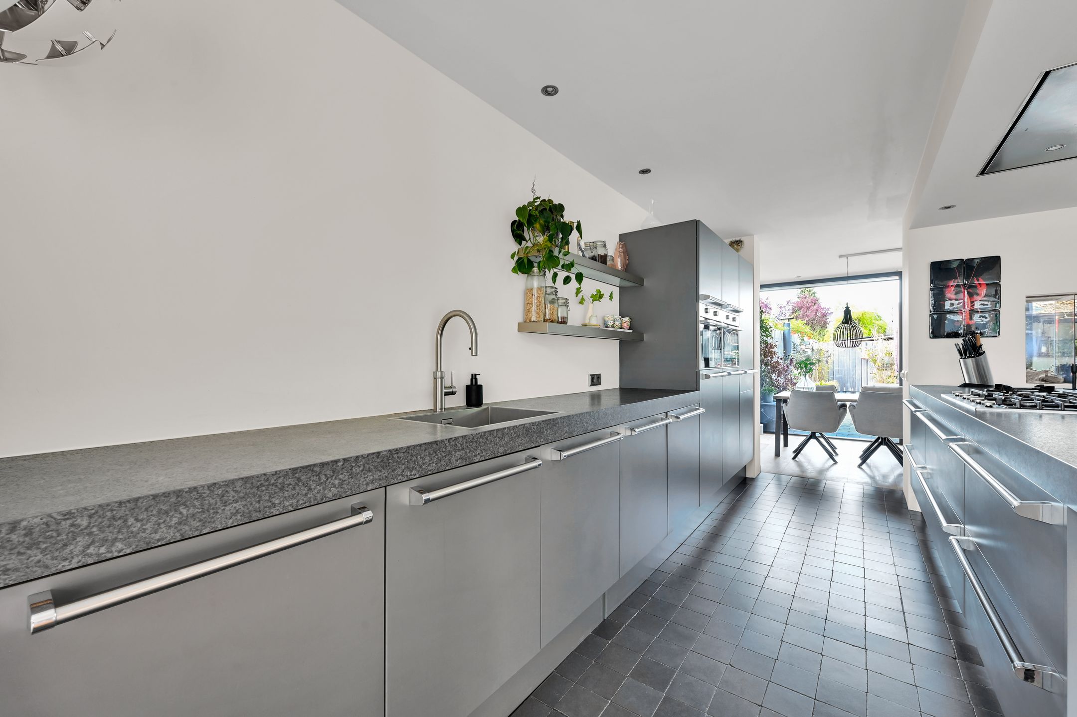 Foto 21 van Anna van Saksenstraat 1