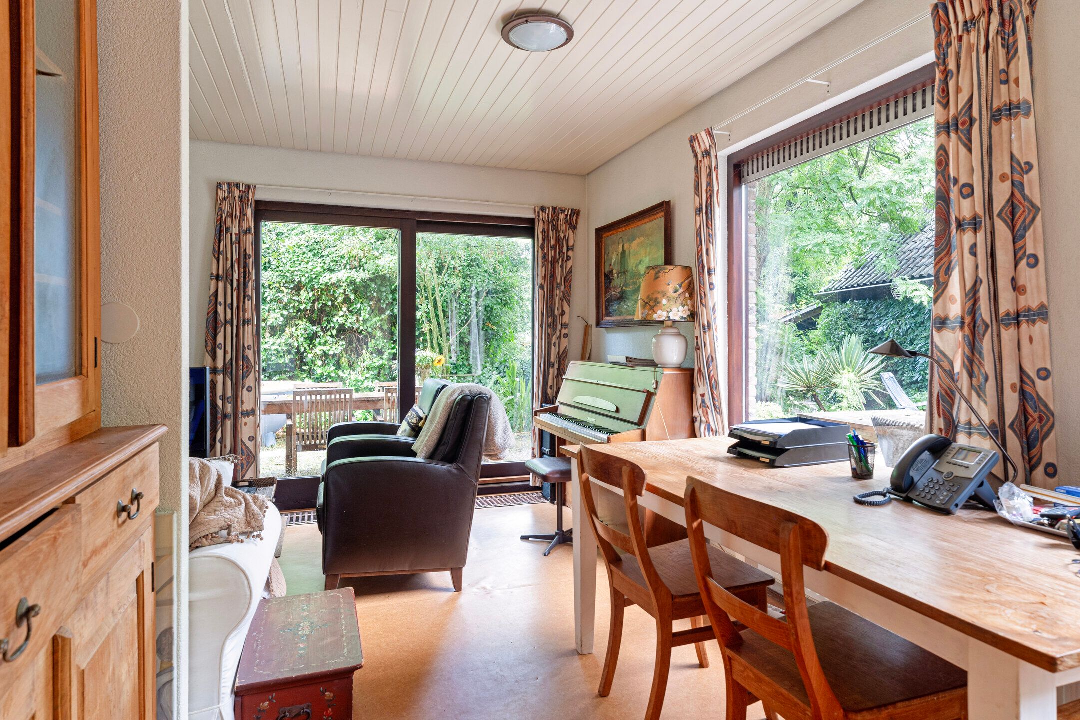 Photo 12 of Hoenderloseweg 42