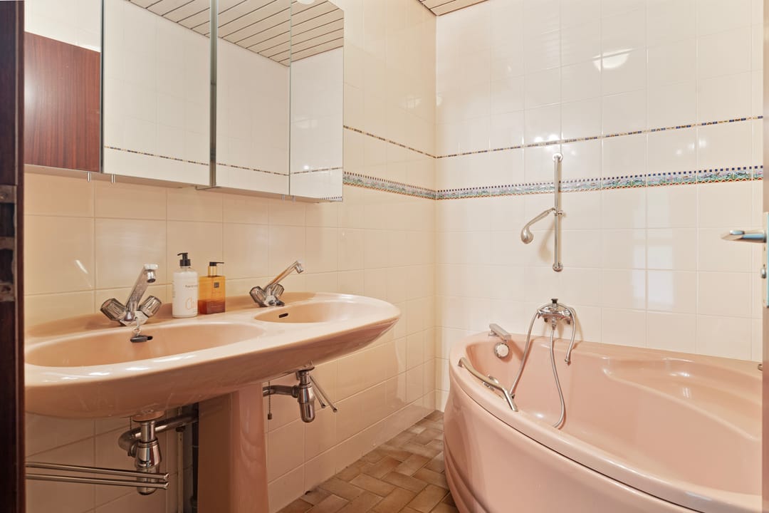 Photo 8 of Hoenderloseweg 42