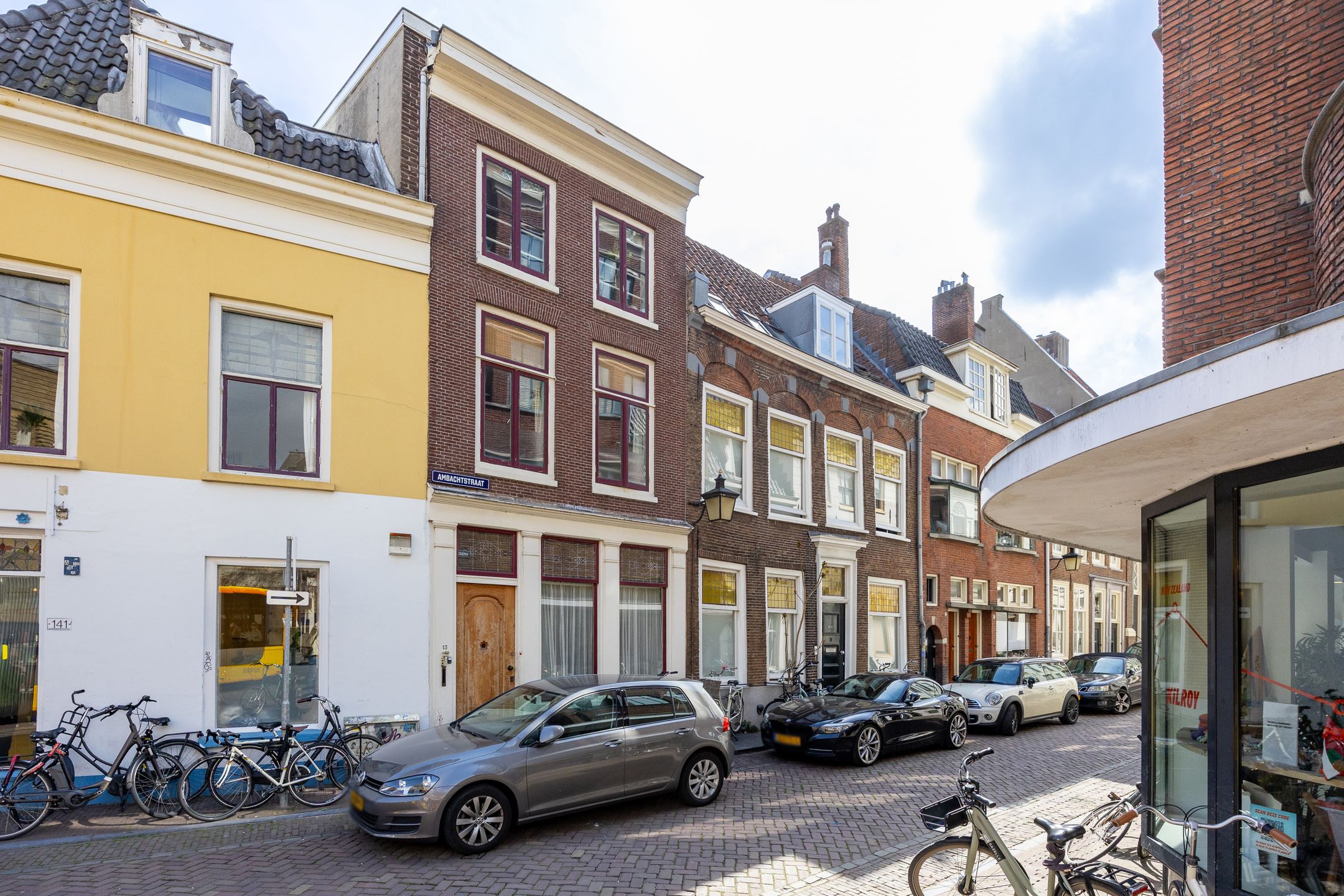 Ambachtstraat 13 