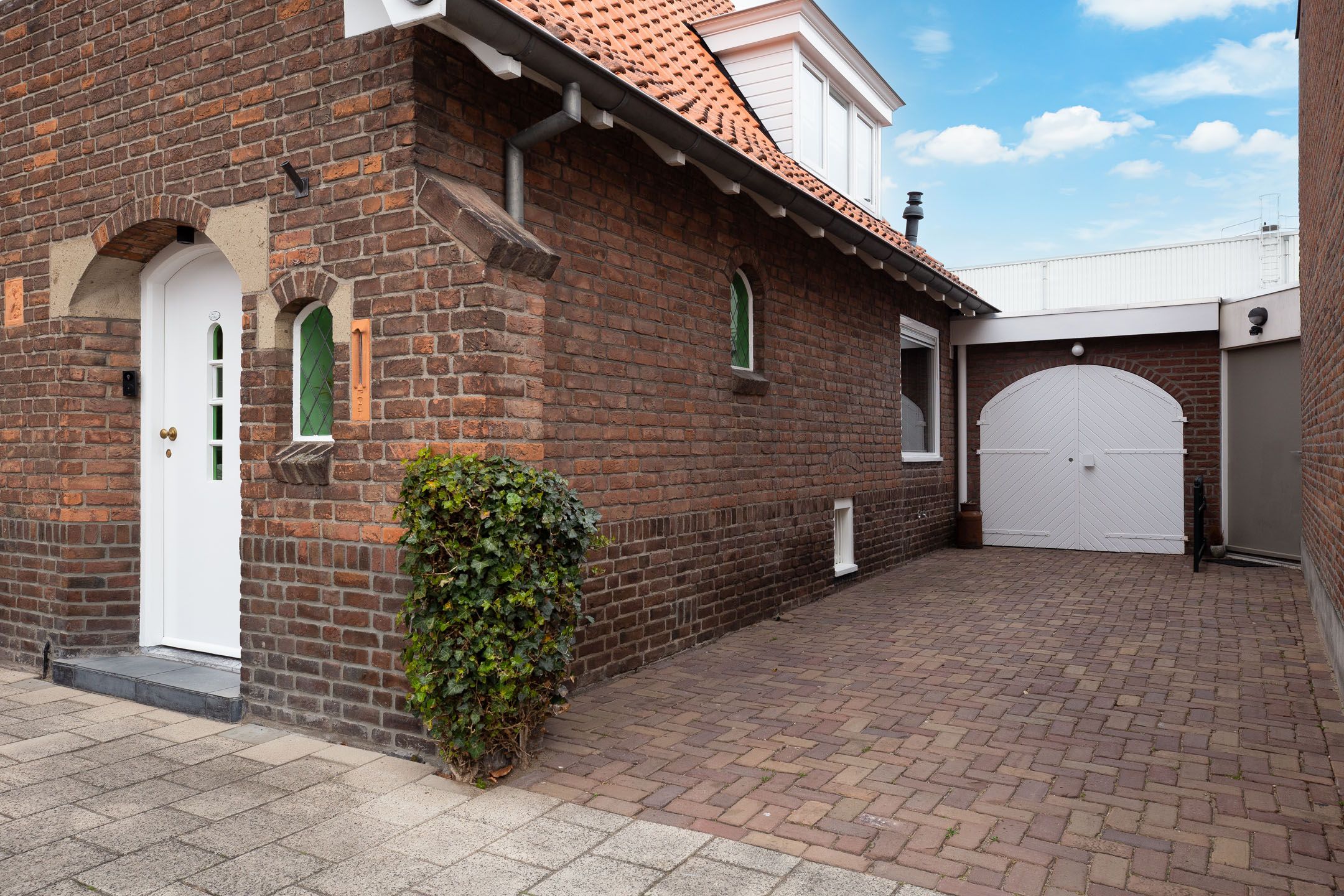 Photo 6 of Laageinde 23