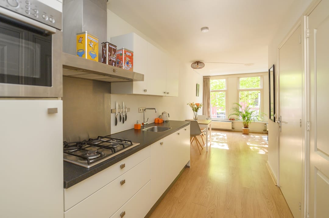 Foto 7 van Van Hogendorpstraat 82-1