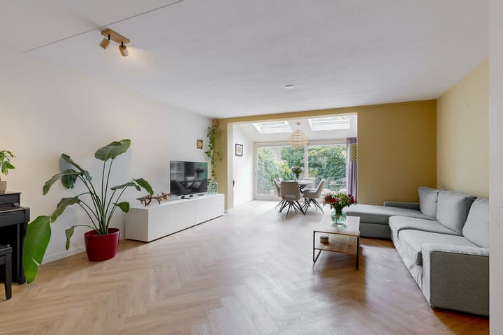 Foto 4 van Delle Alpihof 6