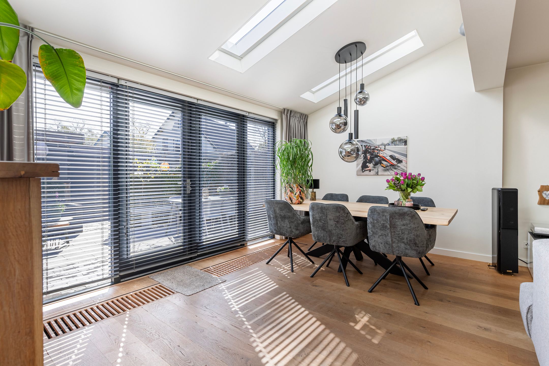 Luxury Extended Terraced Home in Quiet Apeldoorn Neighborhood — 9