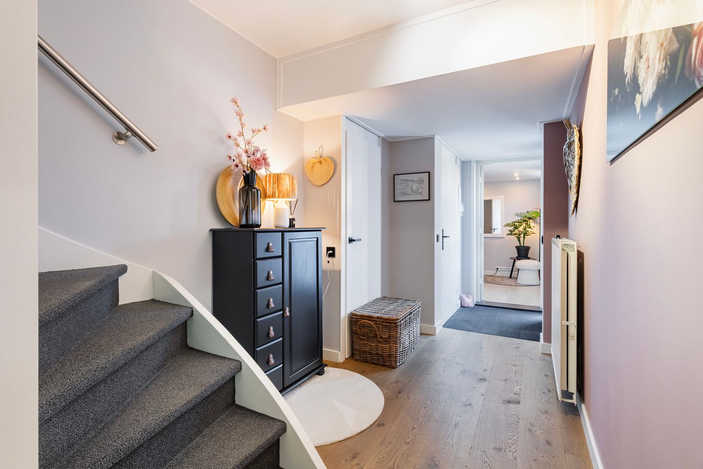 Luxury Extended Terraced Home in Quiet Apeldoorn Neighborhood — 19