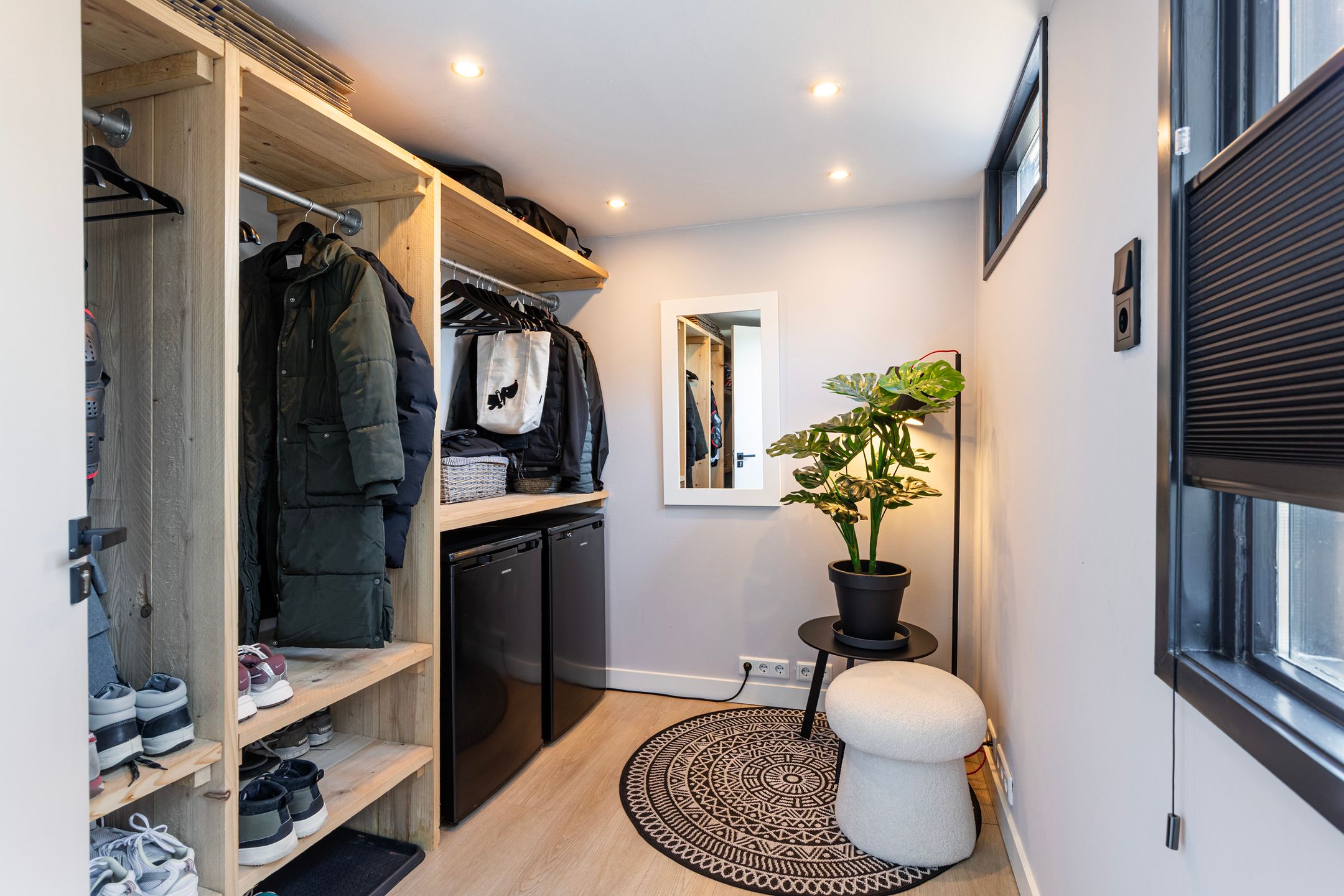 Luxury Extended Terraced Home in Quiet Apeldoorn Neighborhood — 21