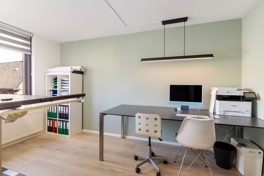 Luxury Extended Terraced Home in Quiet Apeldoorn Neighborhood — 26