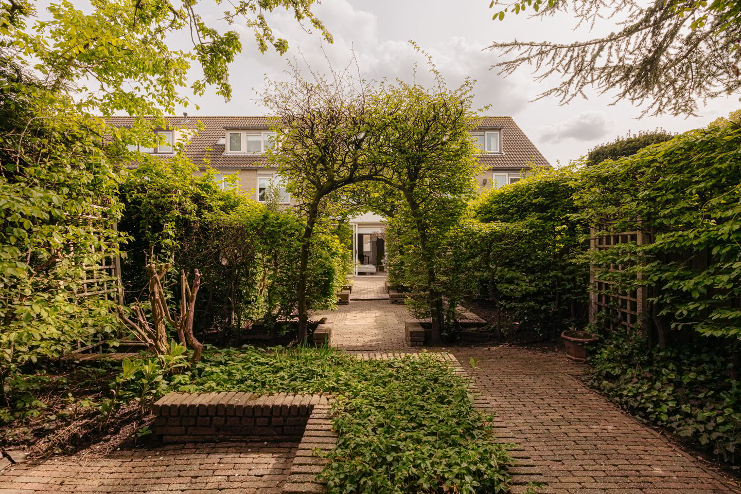 Foto 20 van Aronskelkweg 3