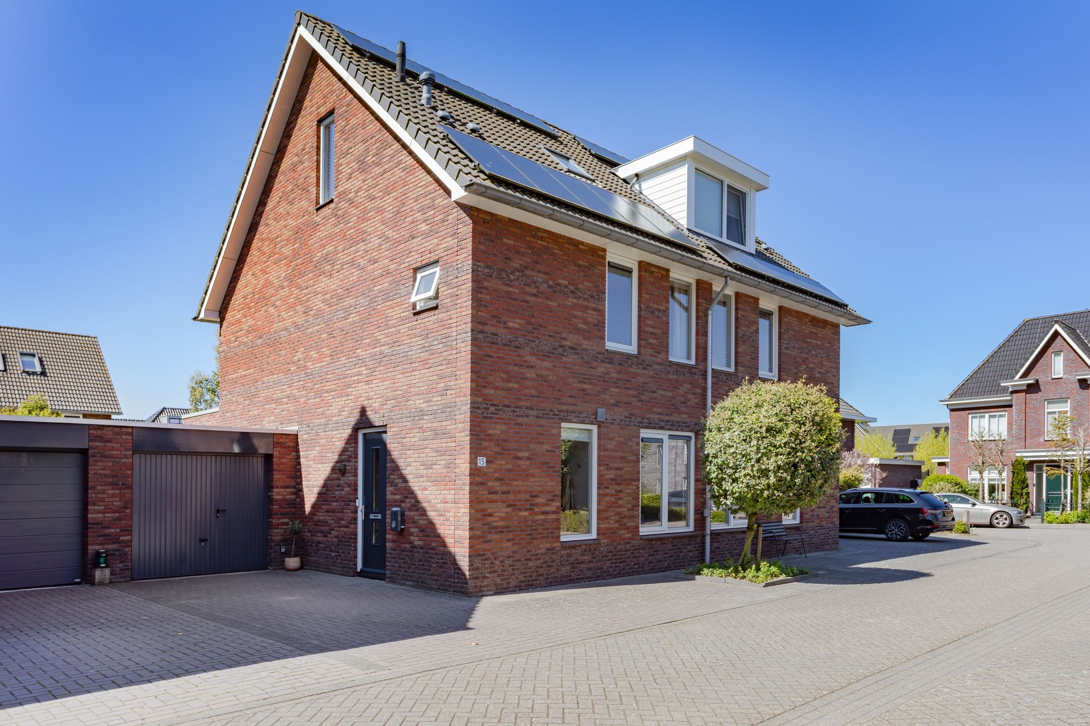 Zevenster 15 