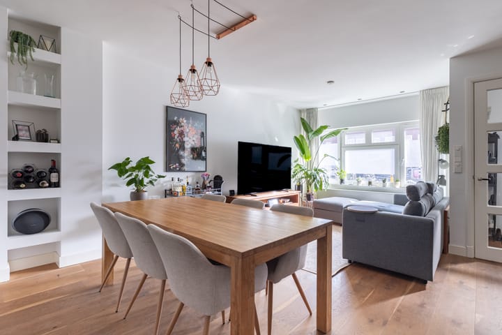 Foto 2 van Hoofdweg 305-H