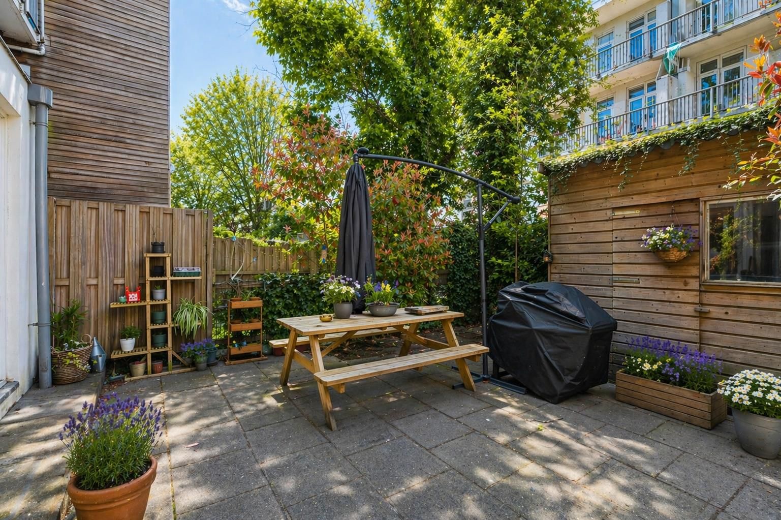 Move-in ready ground floor apartment with southwest-facing garden in Amsterdam-West — 24