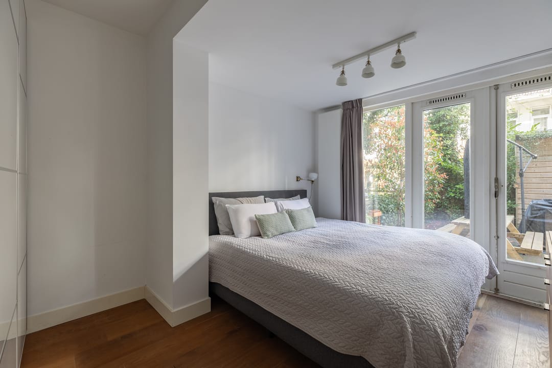 Move-in ready ground floor apartment with southwest-facing garden in Amsterdam-West — 16