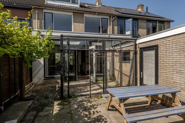 Foto 2 van van Oldenbarneveltstraat 24