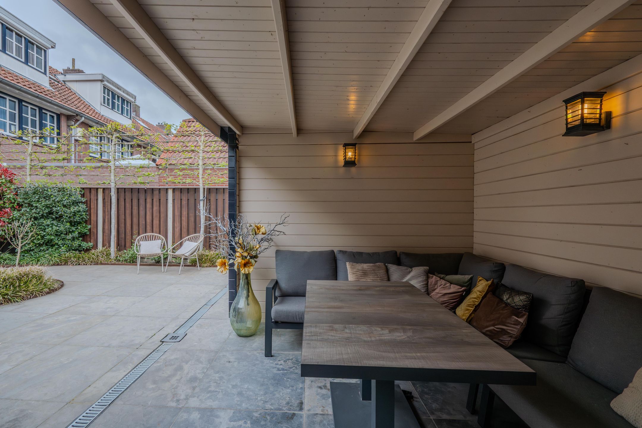Move-in Ready 1930s Corner House with Extension and Energy Label A in Stratum — 30