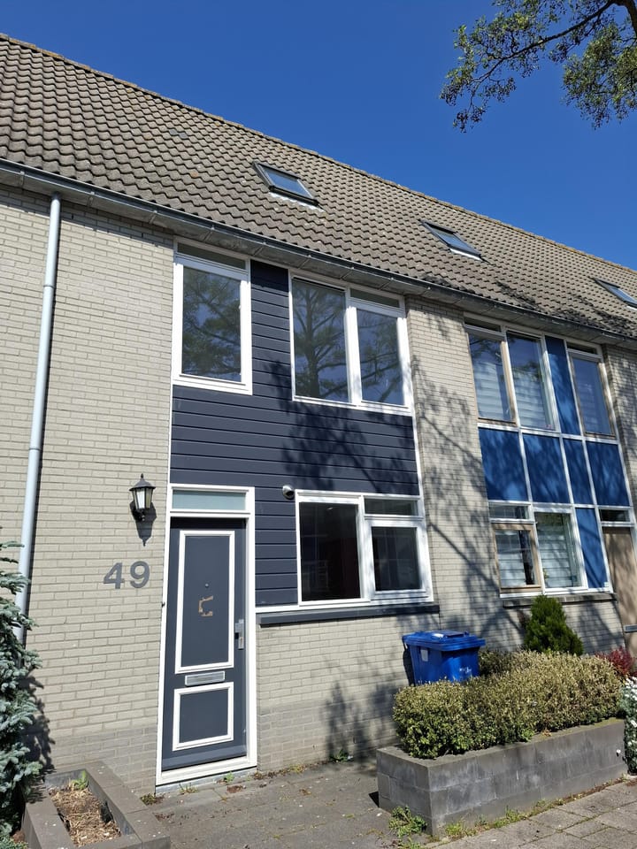 Foto 2 van Bahreinstraat 49