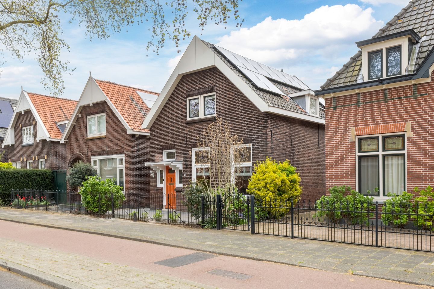 Foto 5 van Koninginneweg 23