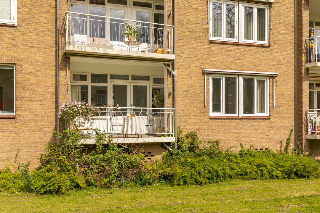 Photo 31 of Zuiderparkweg 264